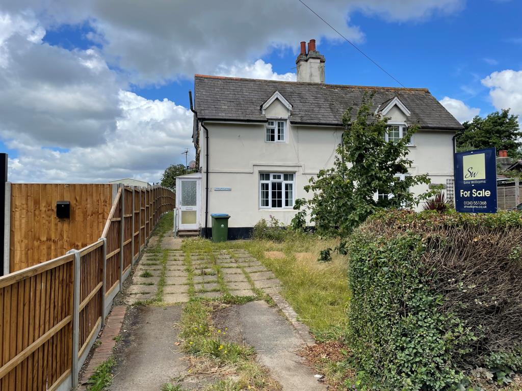 Lot: 73 - CHARACTER COTTAGE REQUIRING MODERNISATION -